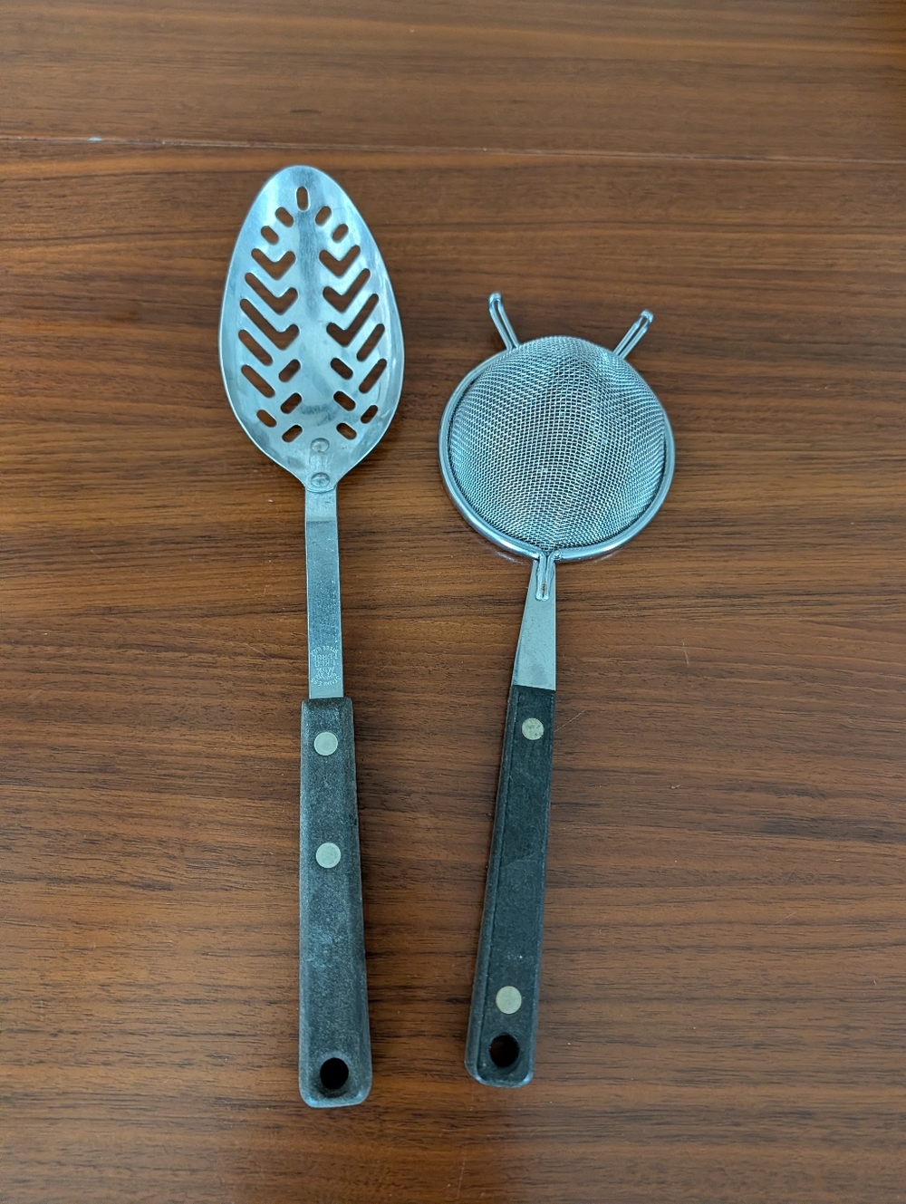 Vintage Flint EKCO Sieve Strainer Arrowhead Stainless Steel Slotted Spoon